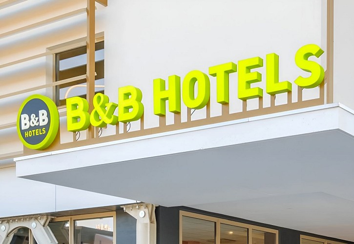 B&amp;B Hotel Lisieux Parc des Expositions logo