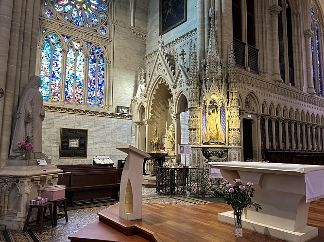 basilique-notre-dame-douvres-interieur