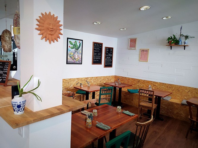 ALTROVÈ - PAUSE DÉJEUNER