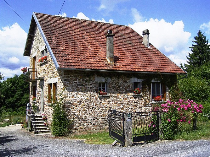 CHAMBRES_HOTES_DOMAINE_DU_SABLE_SAINT-JULIEN-AUX-BOIS__1