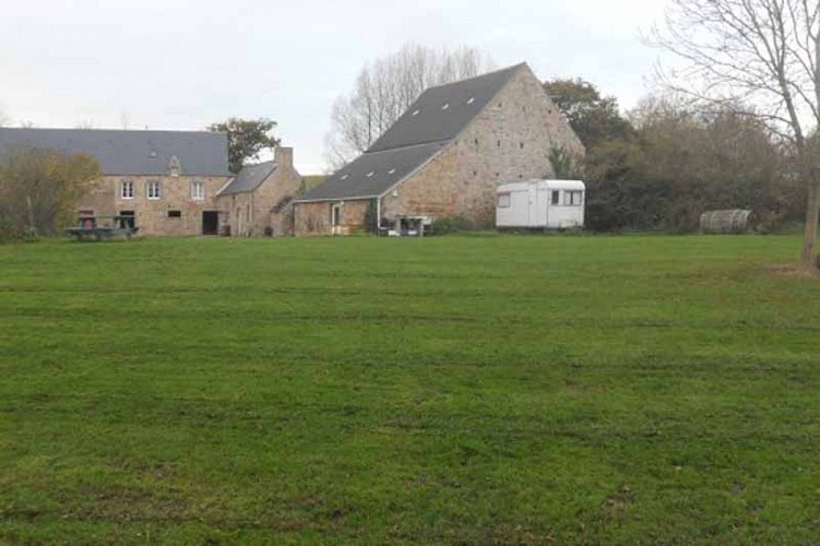 Flamanville-Camp-Ferme-aux-5-saisons