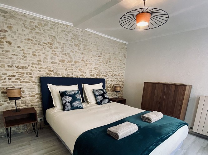 Chambre-deux-le-maroni-courseulles