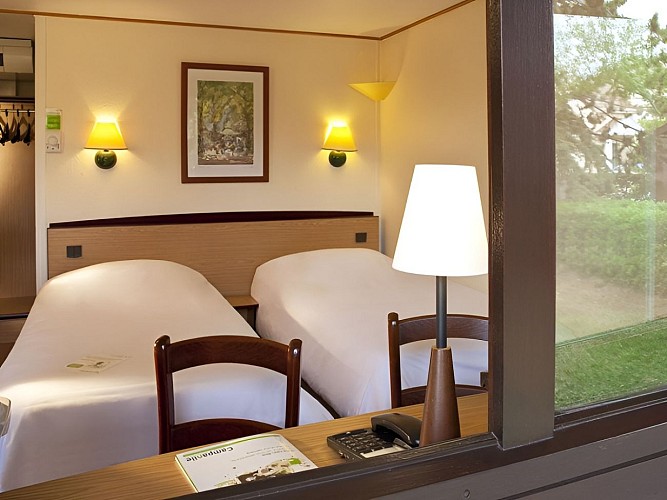 Hotel Campanile - Vire - chambre twin