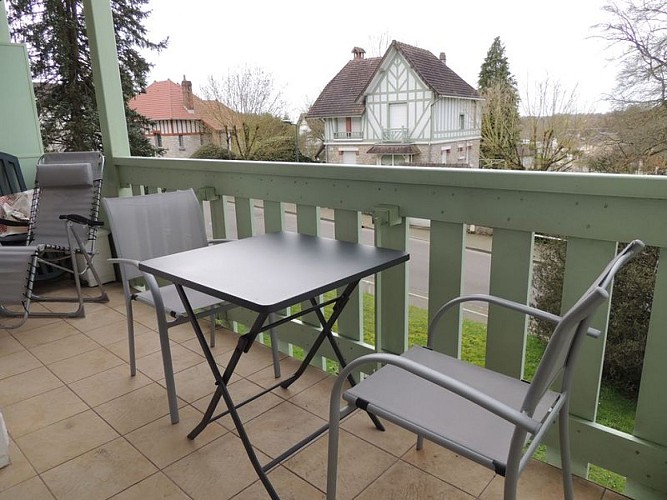 Les-Gémeaux-B5-Bagnoles