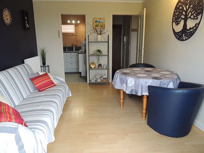 Les-Gémeaux-B5-Bagnoles-800