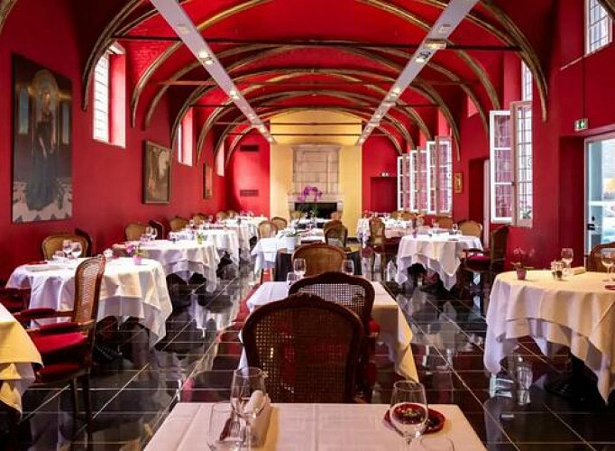 Le H - by Hermitage Gantois