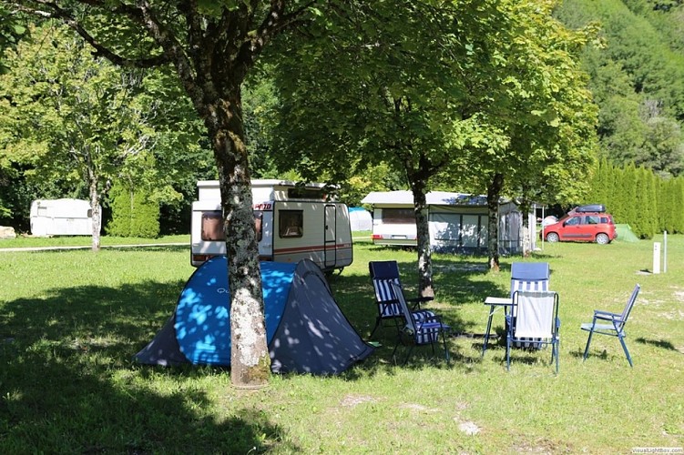 AIRE D'ACCUEIL - LE CHAMPALOUX_1