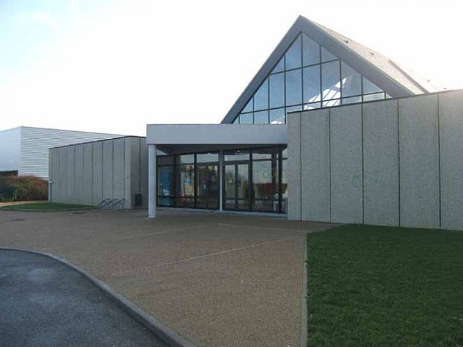 2013_Les Pieux_piscine-entree