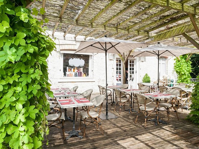 O-Gayot-7-Bagnoles-800