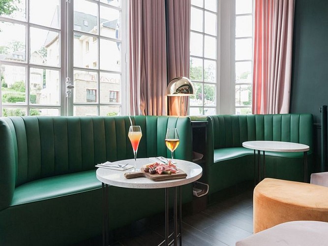 O-Gayot-2-Bagnoles-800