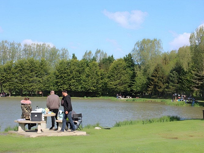 peche-autour-de-l-etang