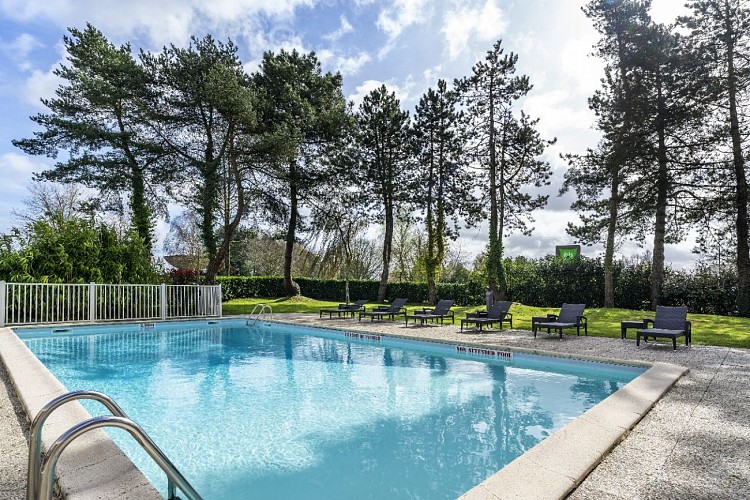 Piscine ibis styles Lisieux Normandie