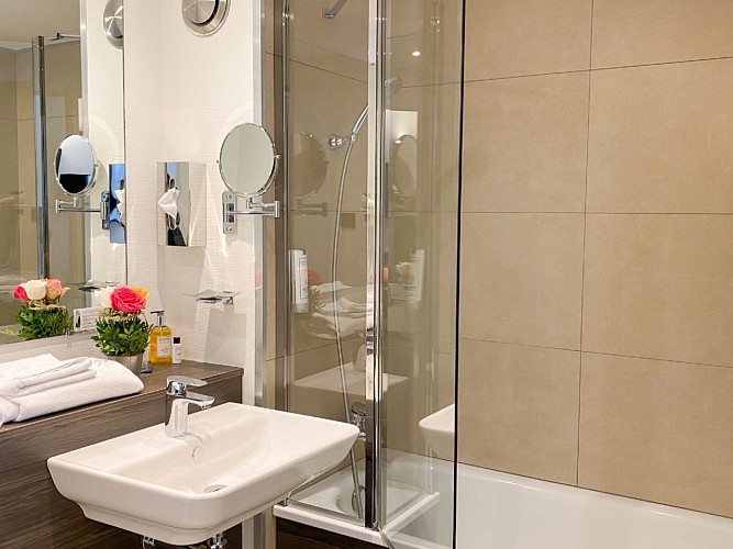 best-western-royal-confort-double-sdb