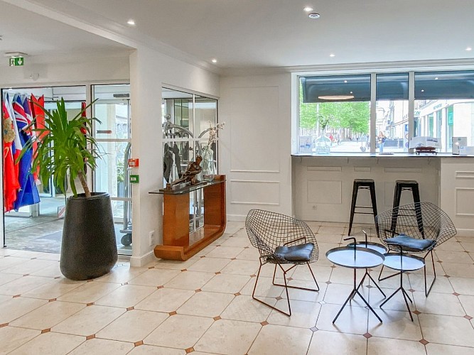 best-western-royal-hotel-lobby