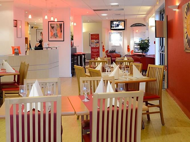 hotel-ibis-caen-porte-d-angleterre-petit-dejeuner