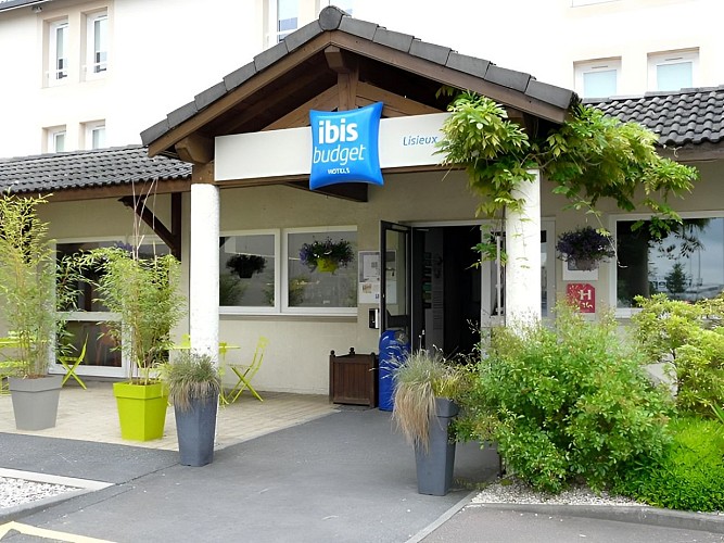 Hotel - Ibis Budget - Lisieux - entrée