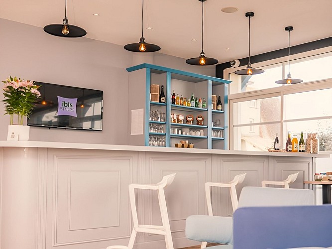 FilmatikProduction-IbisStylesVillersSurMer0339-FILM9903