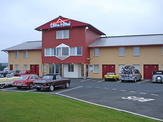 Libre-Hotel à Orbec - extérieur