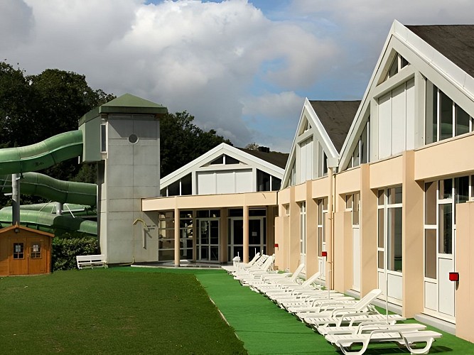 Entrée de la piscine Aqua Sud Thury Harcourt