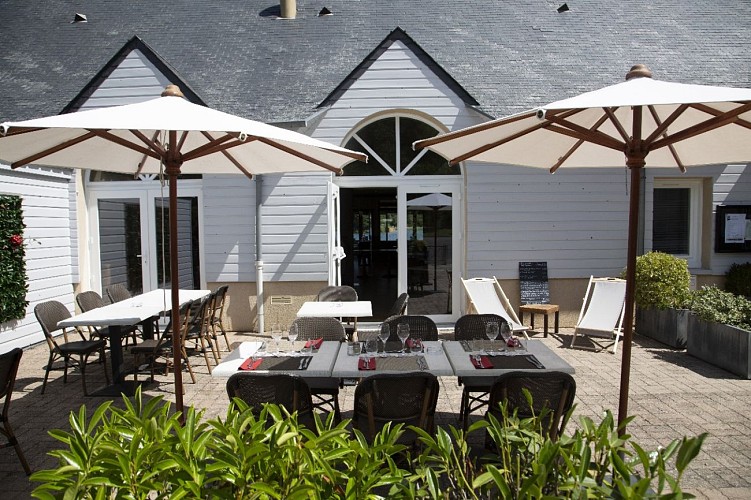 Terrasse extérieure coté cour