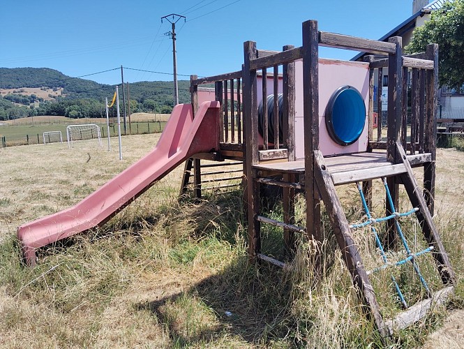 Playground in Les Plans d'Hotonnes