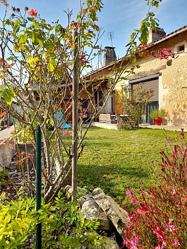 chambre-d-hotes-chez-kinou-neuvic