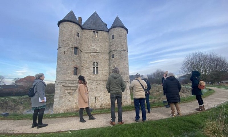 Donjon de Bours