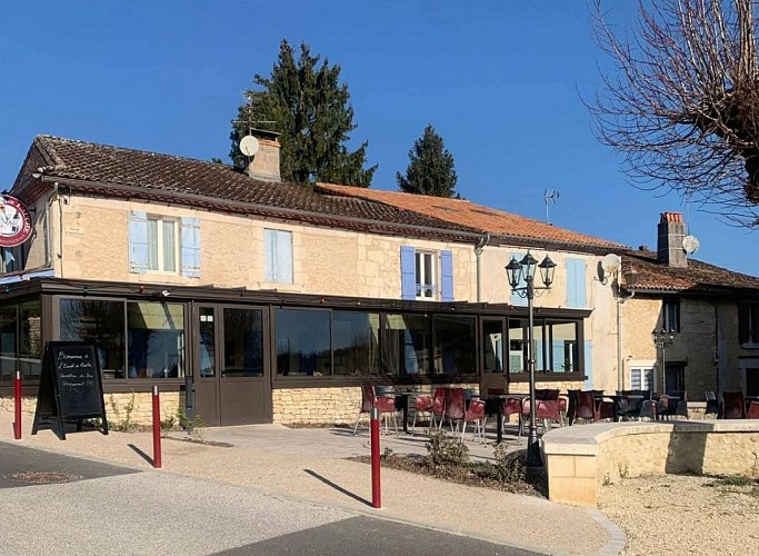 restaurant-l-escale-de-l-auche-leguillac-de-l-auche