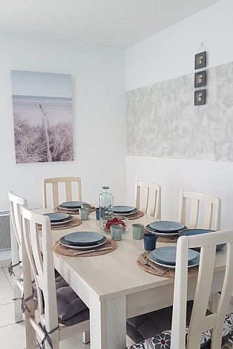 Maison M. NICOLAS Mark