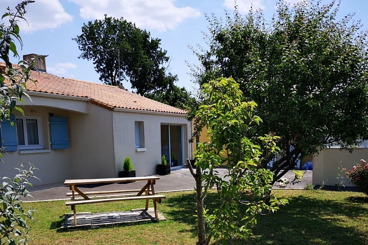 Maison M. NICOLAS Mark