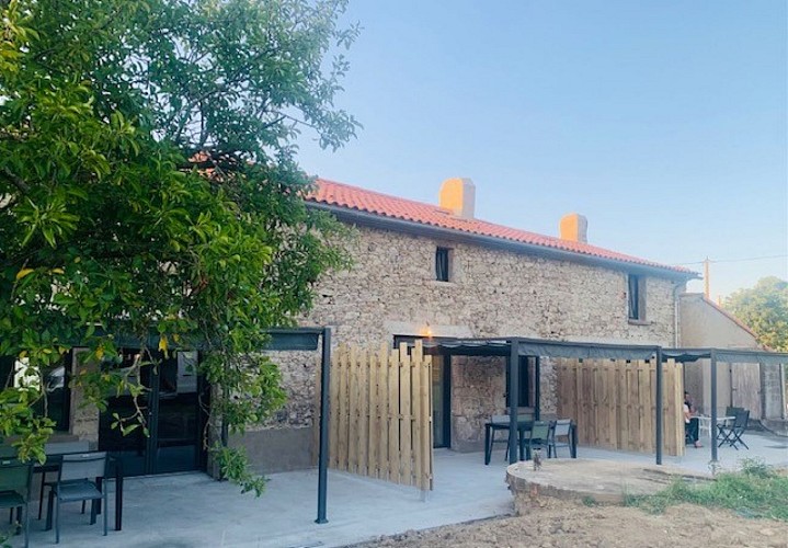 MEUBLÉ DE TOURISME 1802