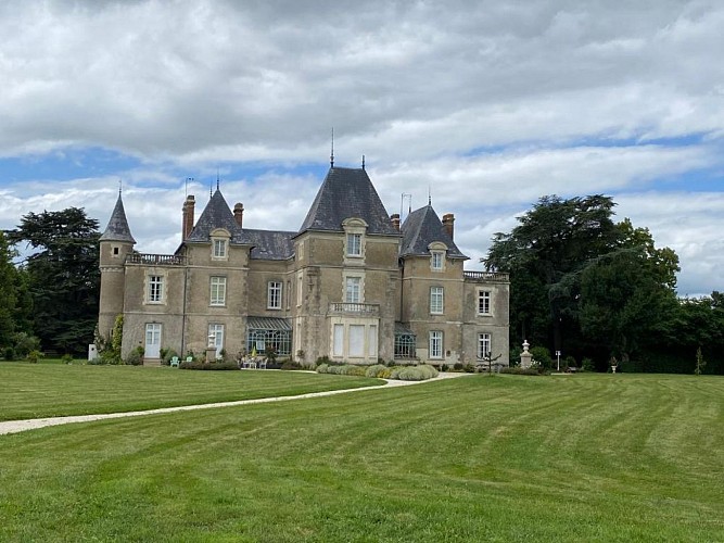 Château de Saint-Fulgent - gîte la tour