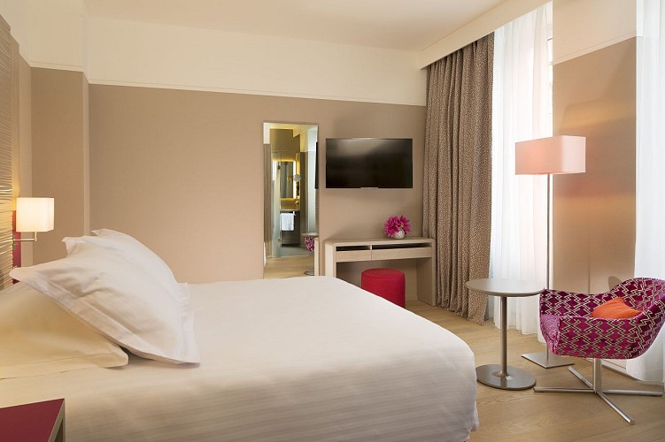 OCEANIA HÔTEL DE FRANCE