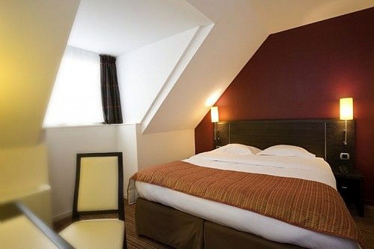 HÔTEL IBIS STYLES NANTES CENTRE PLACE ROYALE