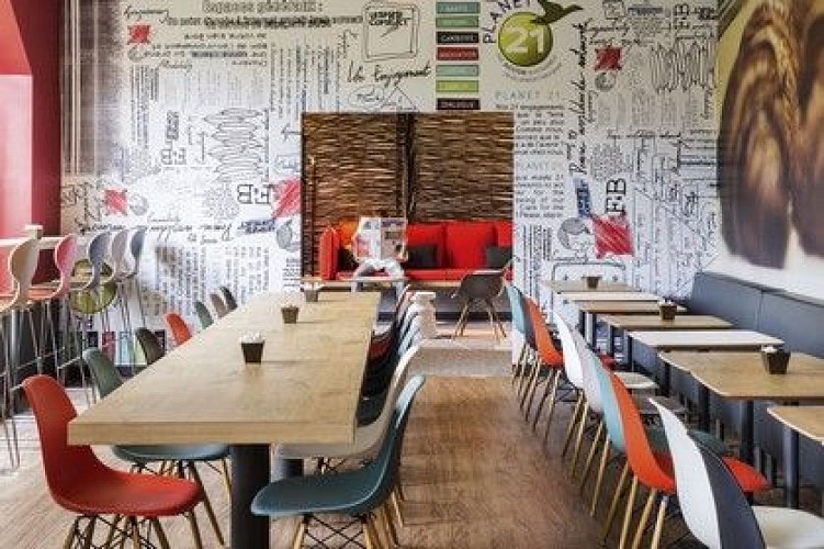 HÔTEL IBIS NANTES CENTRE TOUR BRETAGNE