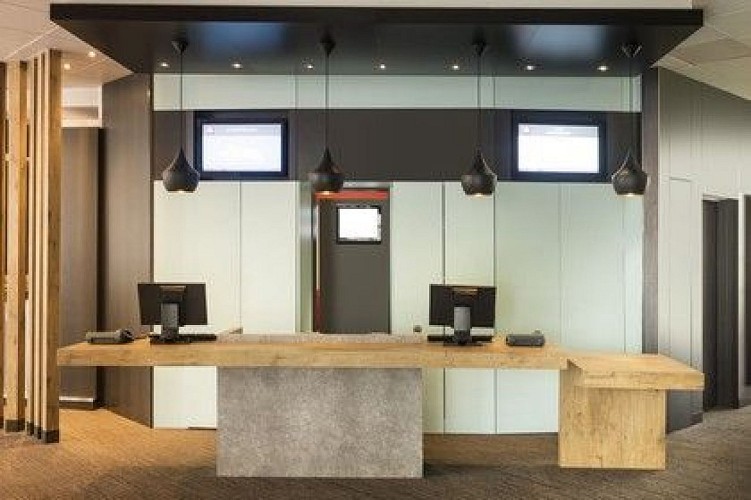 HÔTEL IBIS NANTES CENTRE TOUR BRETAGNE