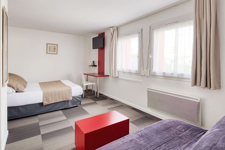 SURE HOTEL BY BEST WESTERN NANTES SAINT-HERBLAIN
