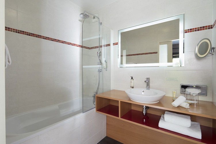 HÔTEL BEST WESTERN PLUS HÔTEL DE LA RÉGATE