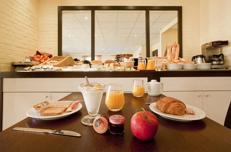 HÔTEL INN DESIGN CARQUEFOU