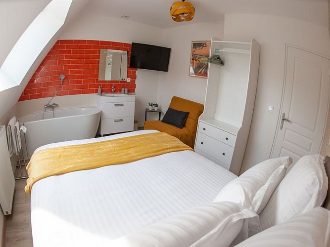 Les-Clefs-de-la-Ferme-Coulonges-les Sablons