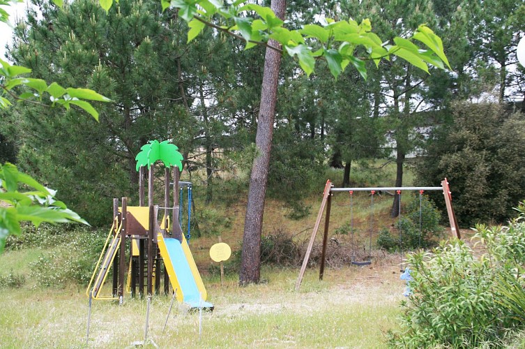 CEVEO - Aire de jeux - CARCANS