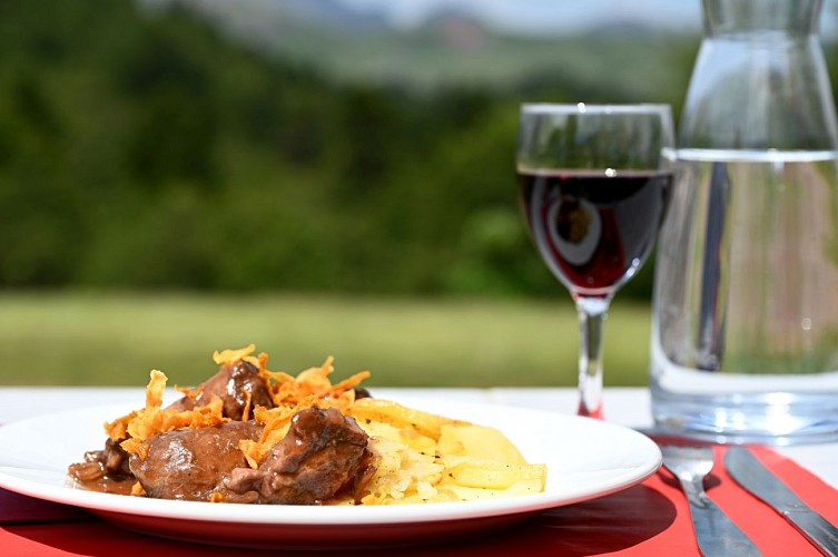 RESTAURANT ESPACE SOMPORT - Plat 1 - URDOS (©CCHB)