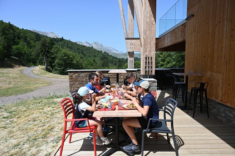 RESTAURANT ESPACE SOMPORT - Terrasse - URDOS (©CCHB)