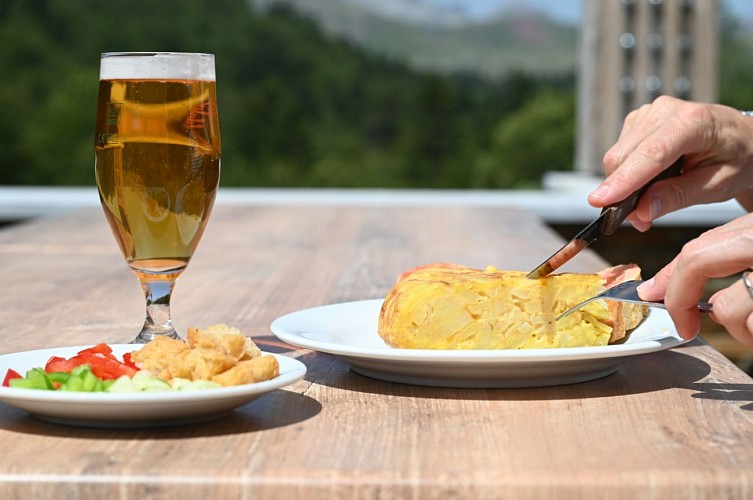 RESTAURANT ESPACE SOMPORT - Plat - URDOS (©CCHB)