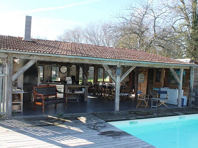 Montautre pool-house
