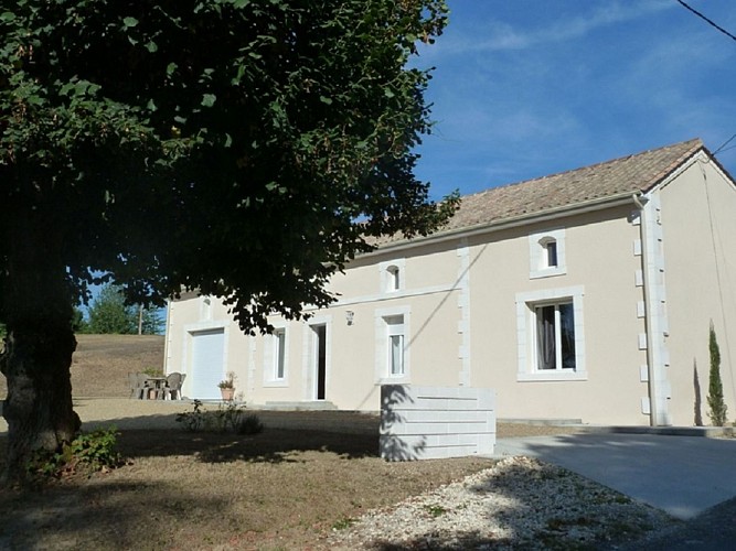 Gîte-Trimoulet-Montpon-extérieur