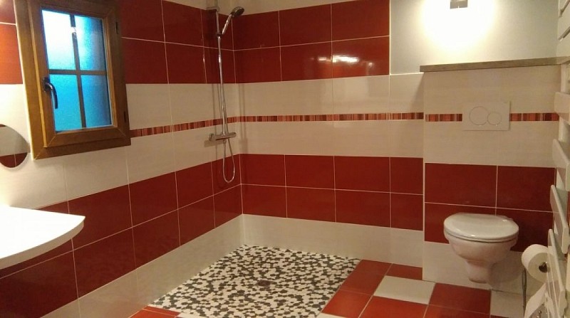 gite Gambro Echourgnac salle de bain