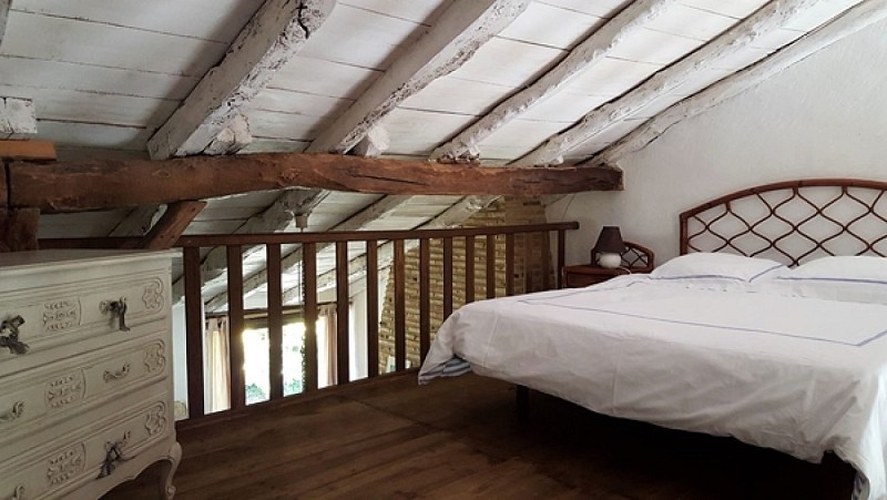 Lougratte-la-maison-d-amis---chambre--800x600-