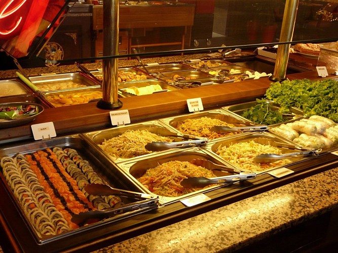 Buffet - Tan Phat Restaurant_3