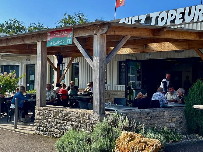 bd385a7cca2769fb016722a3be077ab_-CHEZ_TOP